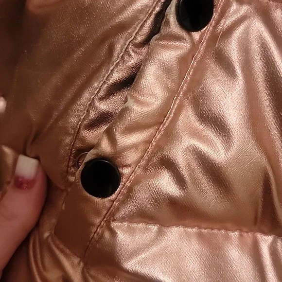 Victoria's Secret Women's Shiny Rose Gold Puffer Jacket. Size Small. - Picture 6 of 12